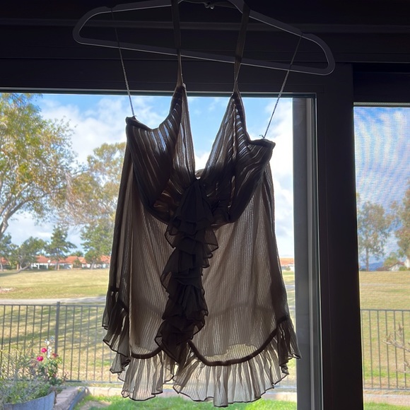 Robert Rodriguez size 2 cream halter top w/ pearl button up beading in back - Picture 3 of 3